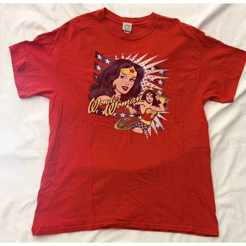 Wonder Woman Graphic T Shirt Red DC Comics Superhero Tee Adult Large